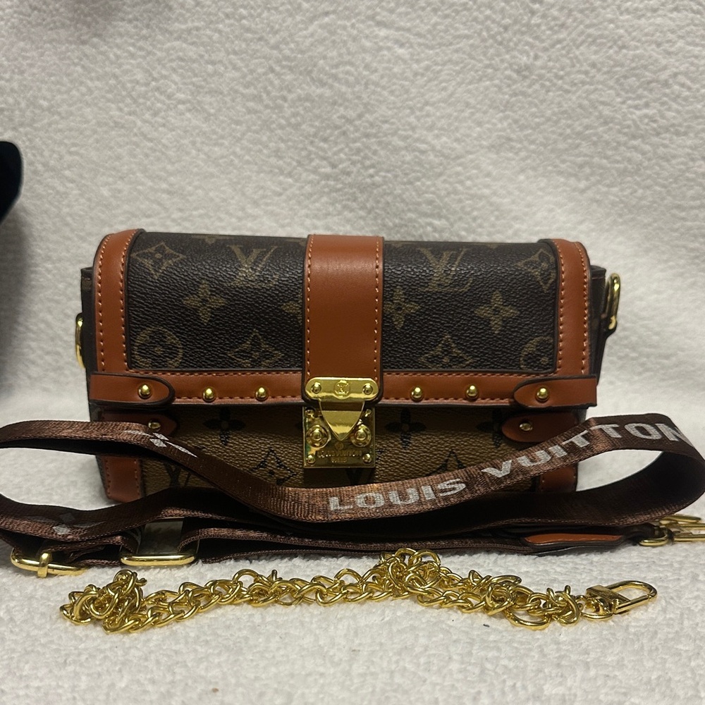 Fashion Crossbody Bag in Brown and Gold